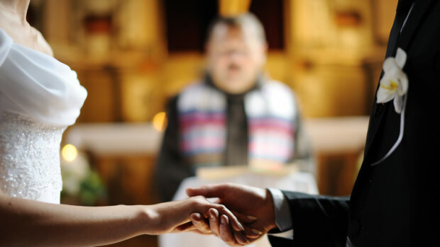 Planujesz zawrzeć związek małżeński? Nowe przepisy kościelne mogą Cię do tego nieźle zniechęcić