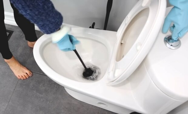 Czyszczenie toalety/YT @ Clean My Space