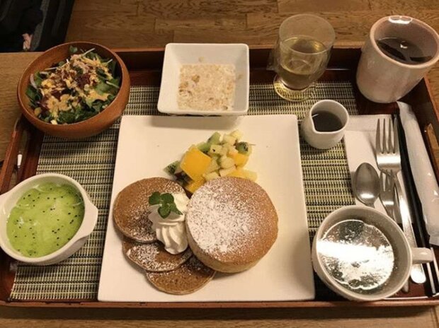 Jedzenie w zwykłym szpitalu położniczym w Japonii bardziej przypomina dania z drogich restauracji