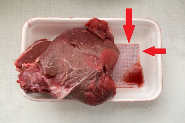 Specjalne wkładki znajdują się w prawie każdym opakowaniu z mięsem. Pojawiły się spekulacje, czy aby na pewno są zdrowe