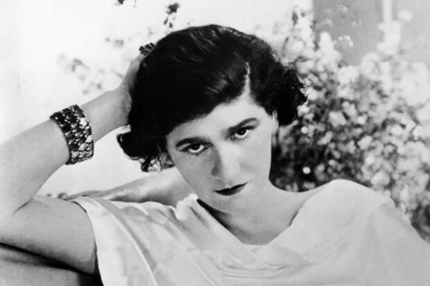 Jak zachować atrakcyjność po 45: Coco Chanel wyjaśniła wszystko jednym zdaniem