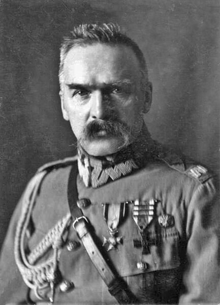 Przeciwnicy Józefa Piłsudskiego próbowali się go pozbyć, jednak marszałek nie zadręczał się wrogami
